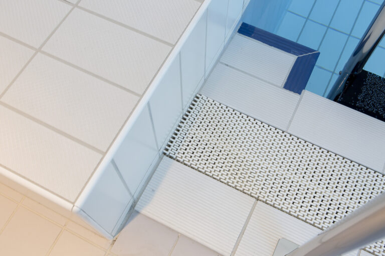 ABL-Laatat- Oulaisten uimahalli_MA_8542-Korkearesoluutio